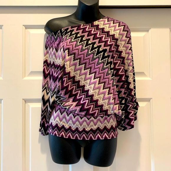 Snap Asymmetrical one shoulder mini dress / top purple Chevron print, size S - Picture 2 of 7